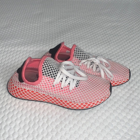 Adidas Deerupt RunnerLace Up Sneaker - Picture 1 of 4